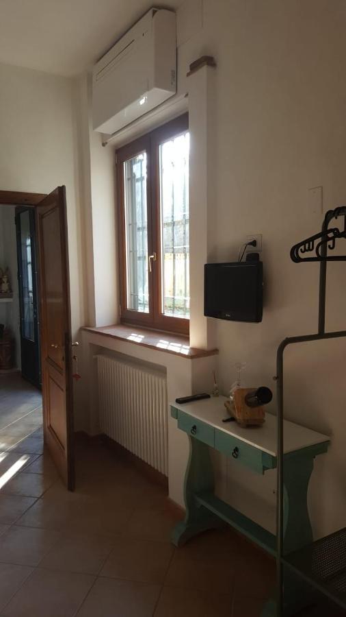 Agriturismo Podere I' Caldino Troghi Екстериор снимка